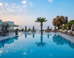 KATHRIN BEACH